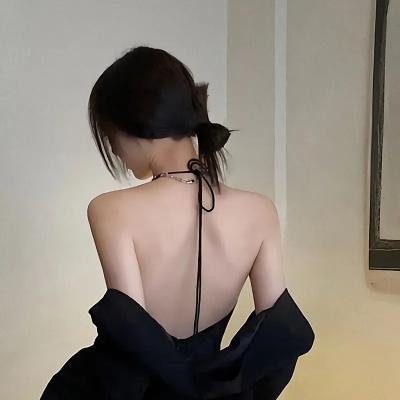 少女艾薇