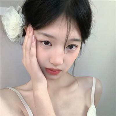 红色八爪女